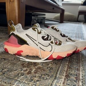 Nike NSW React Vision Sneaker Tennis Shoe in Summit White & Sunset Pulse 7.5